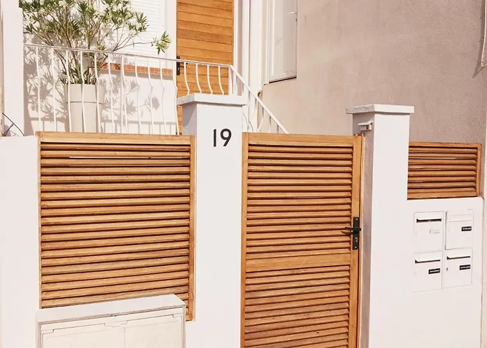 Διαμέρισμα De